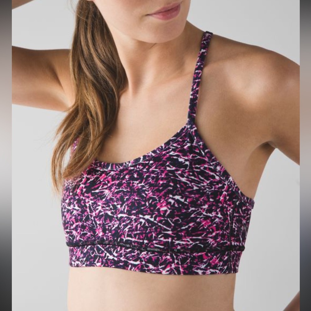 Lululemon Flow Y Bra IV Mini Ripple Boom Juice Multi / White size 6